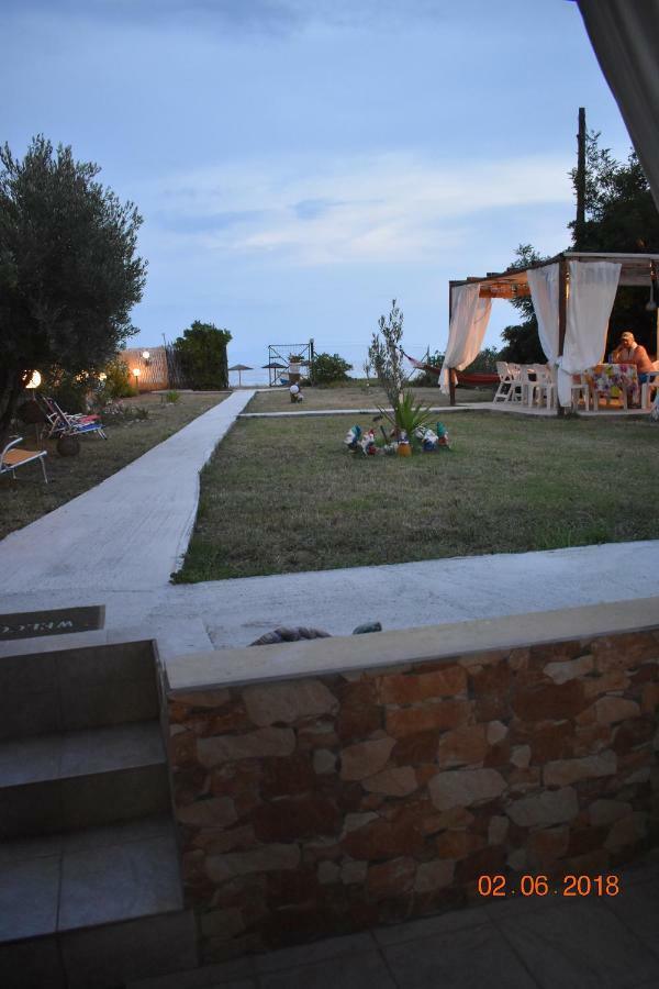 Lia'S Beach House Áyios Nikólaos Exterior foto